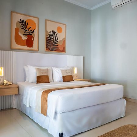 U Tube Hotel Улувату Екстер'єр фото