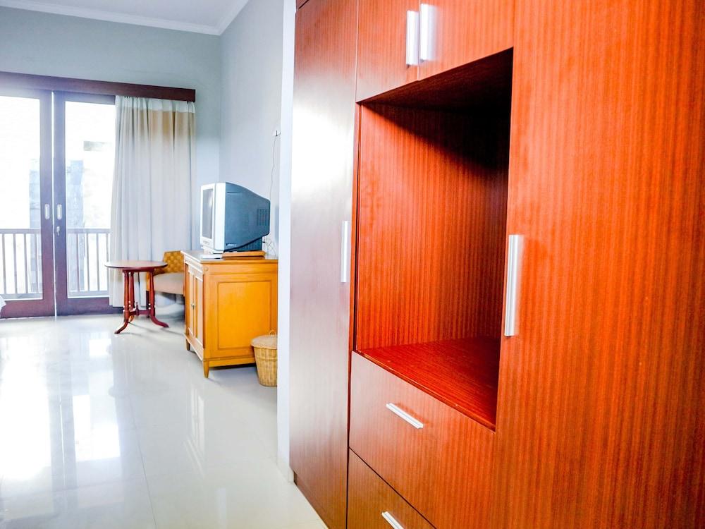 U Tube Hotel Улувату Екстер'єр фото