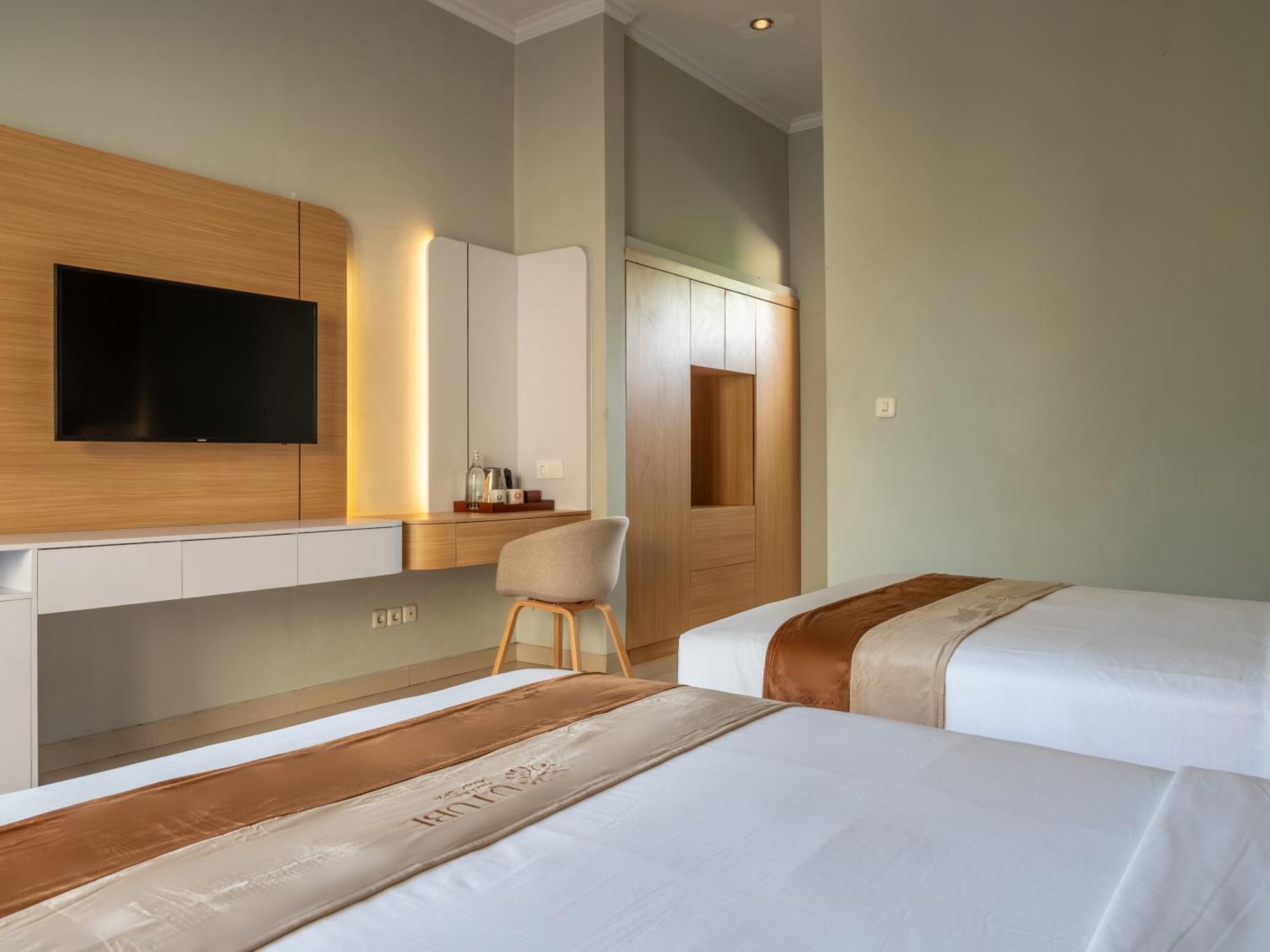 U Tube Hotel Улувату Екстер'єр фото